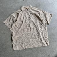 <img class='new_mark_img1' src='https://img.shop-pro.jp/img/new/icons15.gif' style='border:none;display:inline;margin:0px;padding:0px;width:auto;' />RELAX FIT Davis Zipup Shirts