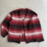 <img class='new_mark_img1' src='https://img.shop-pro.jp/img/new/icons15.gif' style='border:none;display:inline;margin:0px;padding:0px;width:auto;' />Nasngwam. ZIGGY CARDIGAN BURGUNDY