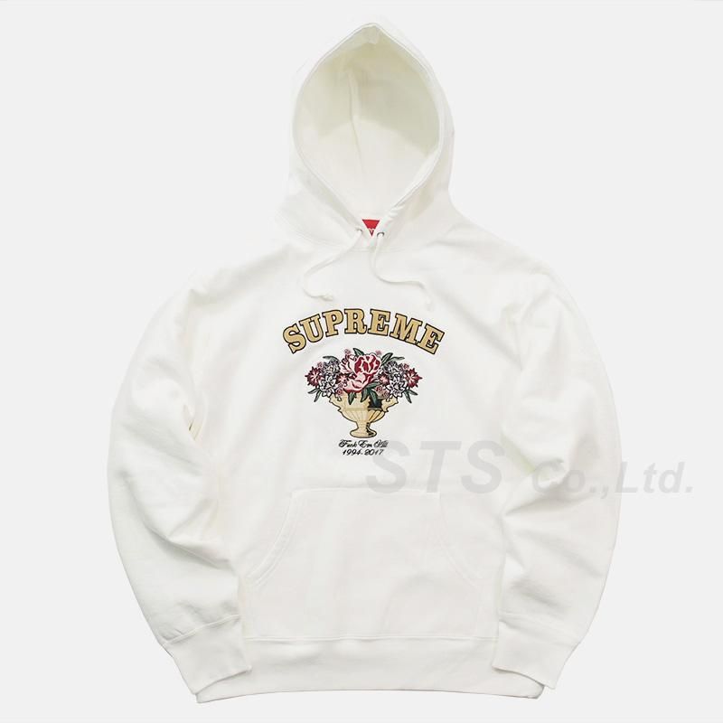 Supreme centerpiece cheap hoodie pink