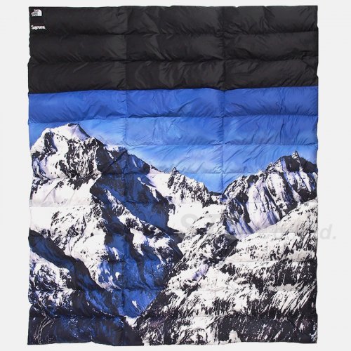 Supreme/The North Face Mountain Nupste Blanket