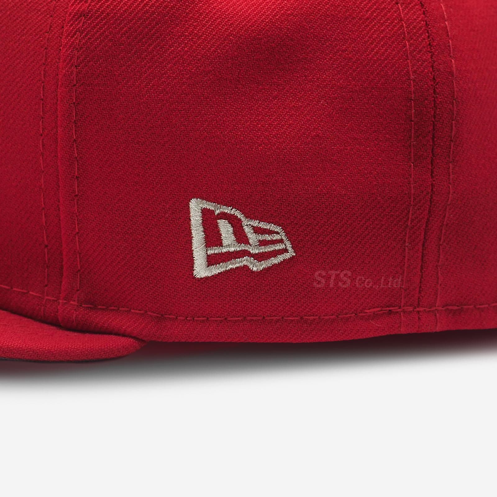 【限定値下げ】新品✴︎レア✴︎Supreme®/KEY-BAK® ステッカー付き Supreme Sharpie Box Logo New Era 