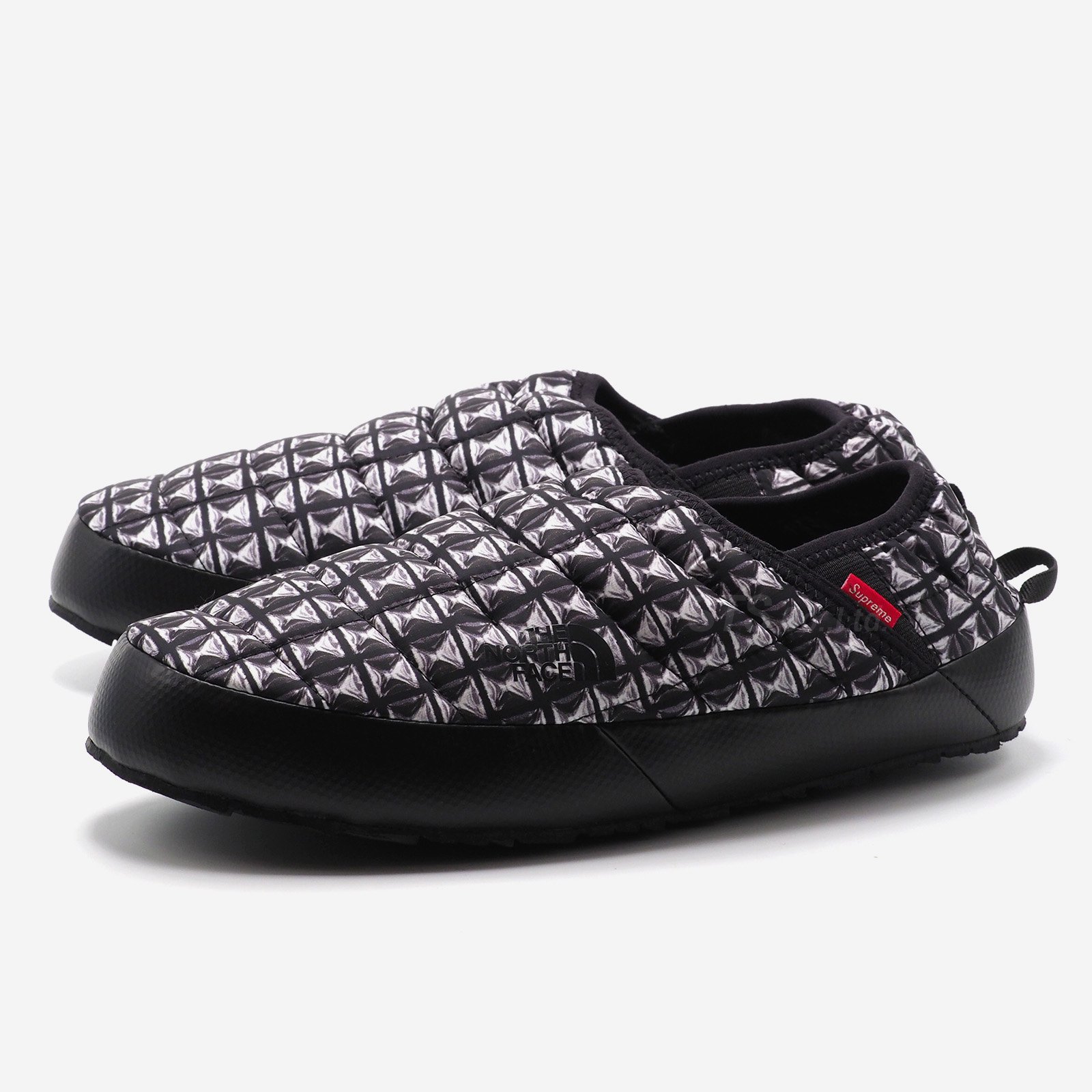 SUPREME STUDDED TRACTION MULE