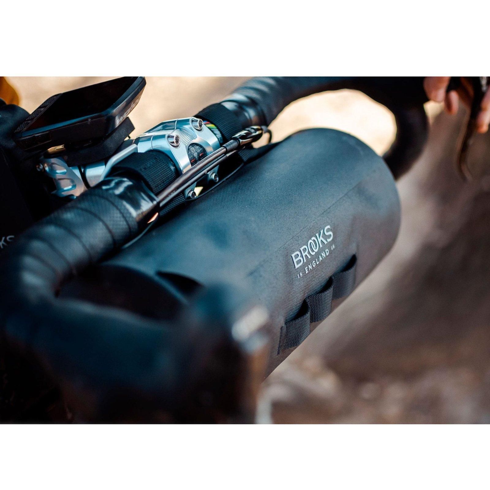 Brooks - Scape Handle Bar Pouch | ハンドルバーバッグのご紹介 Brooks - Scape Handle Bar Pouch | ハンドルバーバッグのご紹介