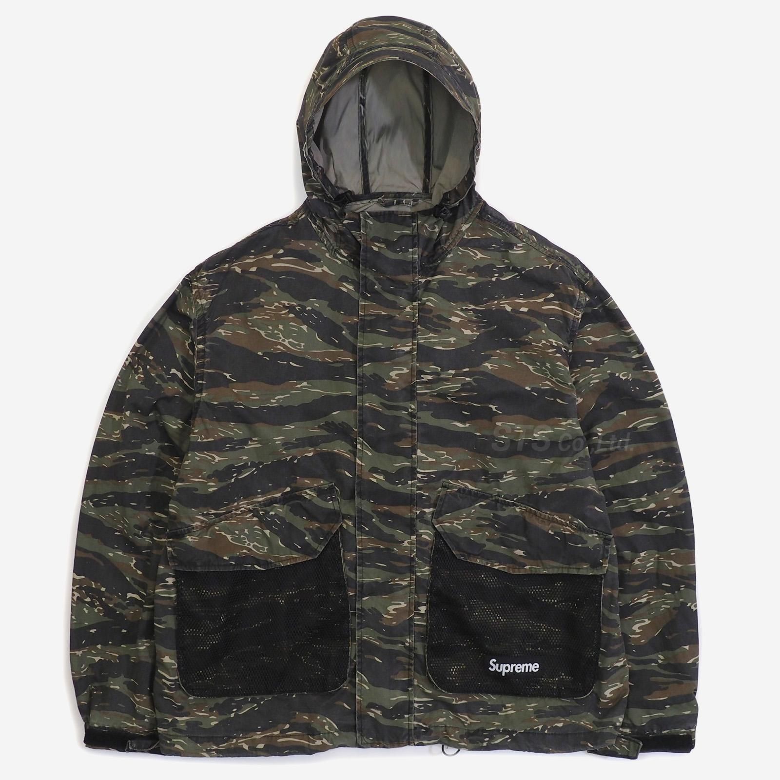 状態5回程度着用の美品ですSupreme  Mesh Pocket Cargo Jacket  S