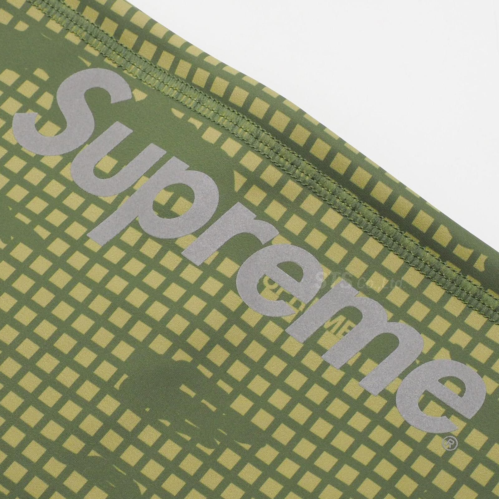 【ジョディー】Supreme WINDSTOPPER NeckGaiter ジョディー】Supreme WINDSTOPPER NeckGaiter Supreme