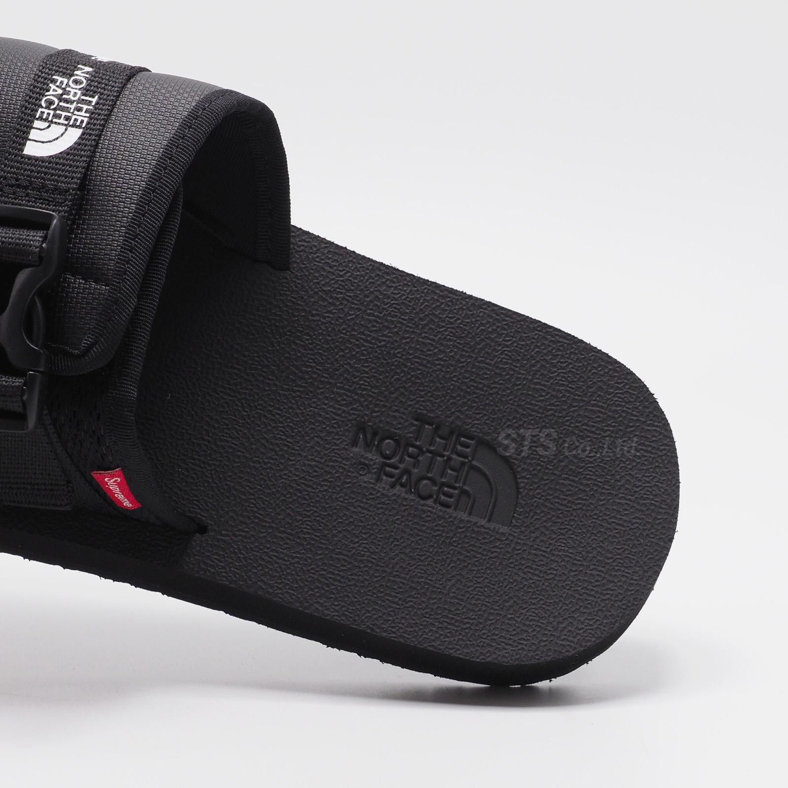 SUPREME Trekking Base Comp Slide 新品 Supreme The North Face Trekking Sandal (SS22) - $88