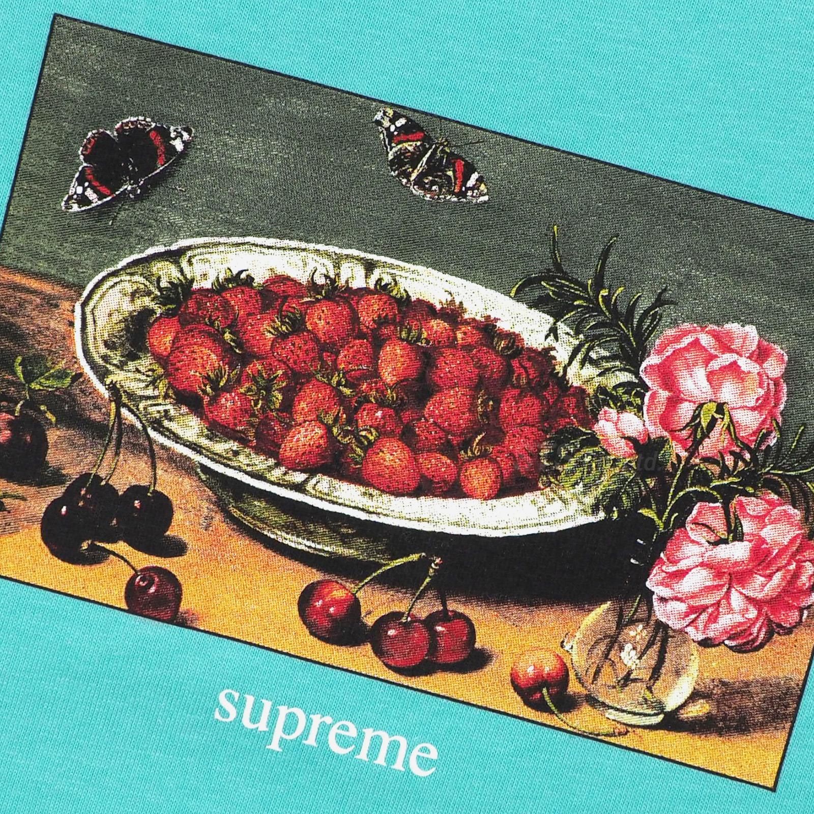 Supreme - Strawberries Tee - ParkSIDER