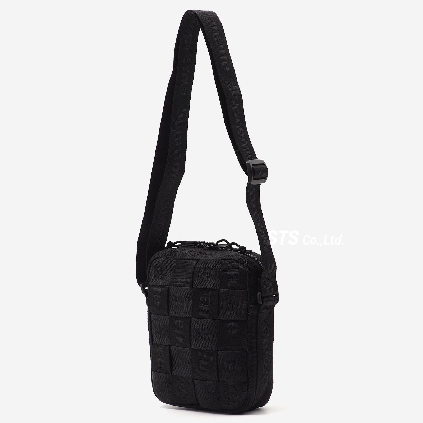 ステッカー付きSupreme Woven Shoulder Bag “BLACK”