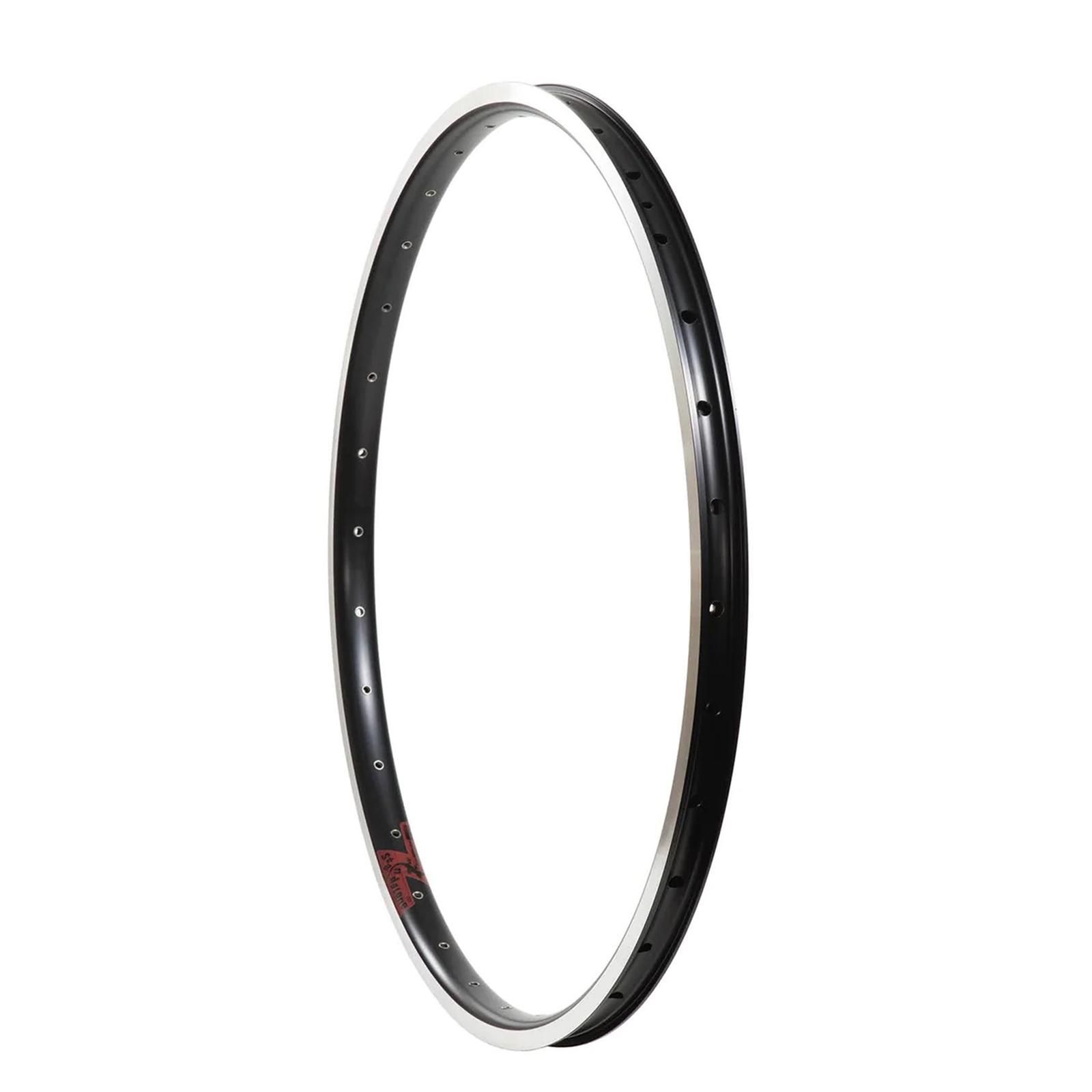 リム界の重鎮Velocity社とSimWorksによる共同開発リム