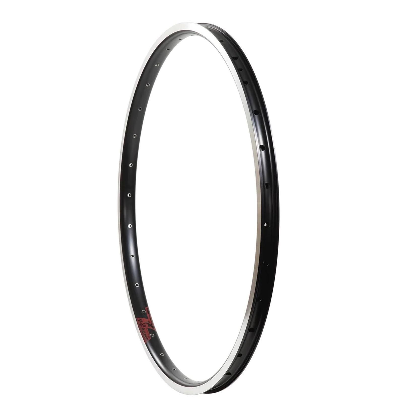 リム界の重鎮Velocity社とSimWorksによる共同開発リム