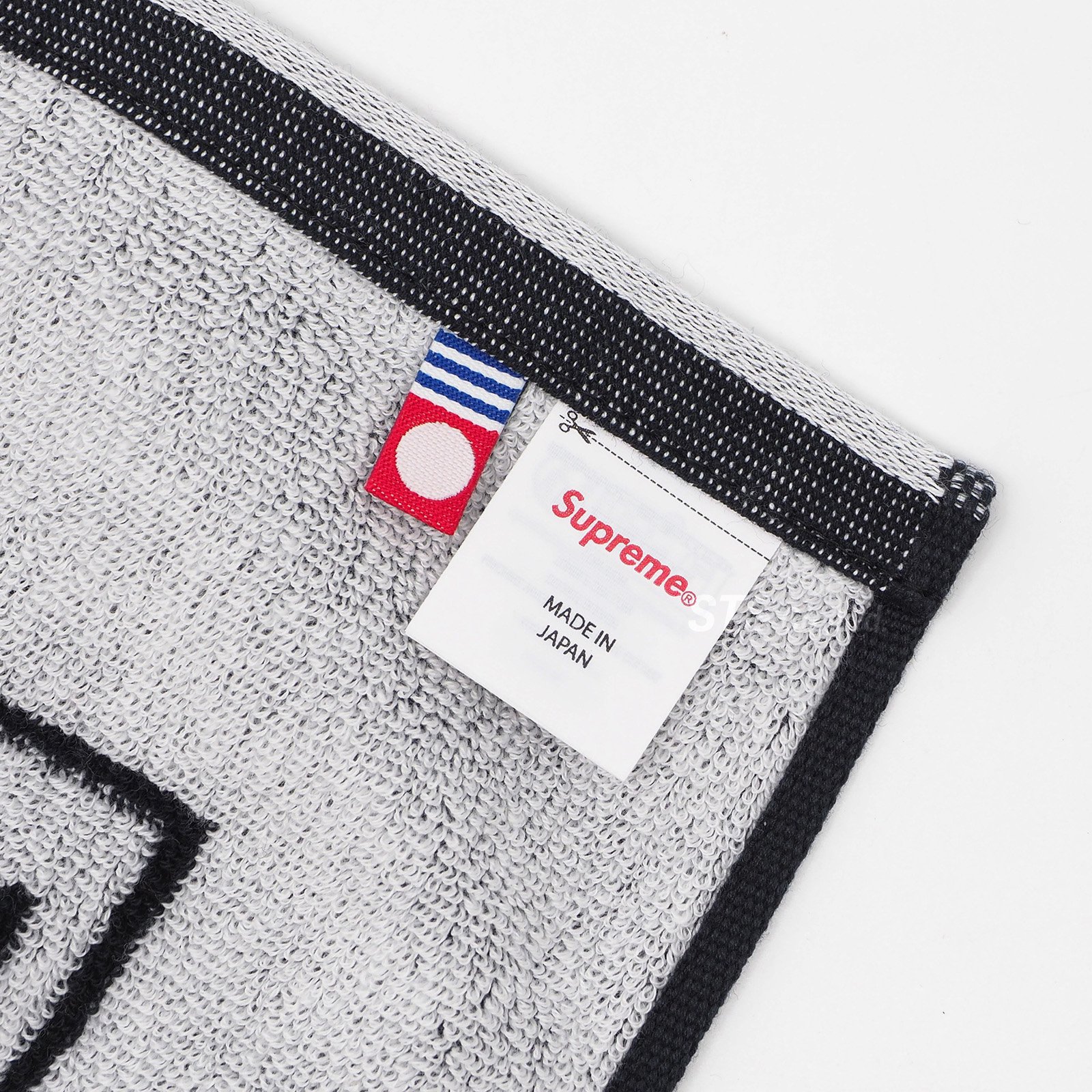 Supreme - Square Mini Towels (Set of 2) | Supreme 2023 Fall/Winter ...