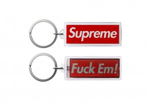 Supreme - Flashing Keychain