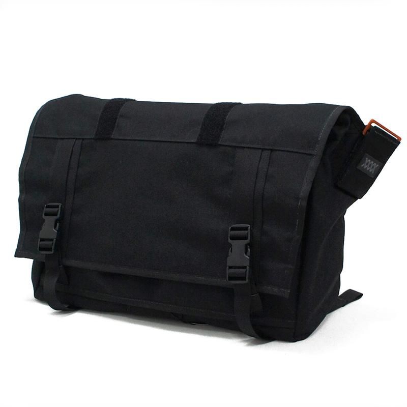 MISSION WORKSHOP - The Rummy Roll Top Messenger Bag / Black