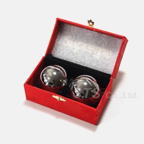 Supreme - Baoding Balls