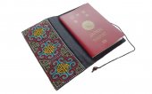 モン刺繍のパスポートケース（BrYAq）