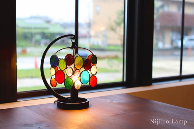 Nijiiro Lamp｜ニジイロランプ】 ステンドグラスの テーブルランプ