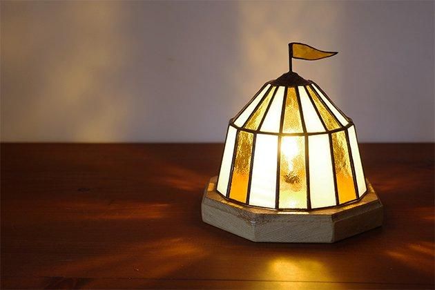 Nijiiro Lamp｜ニジイロランプ】 ステンドグラスの テーブルランプ