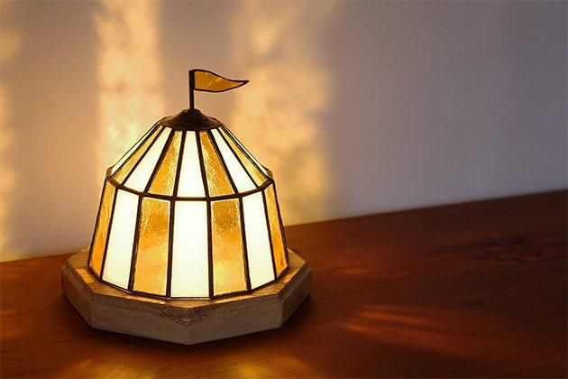 Nijiiro Lamp｜ニジイロランプ】 ステンドグラスの テーブルランプ