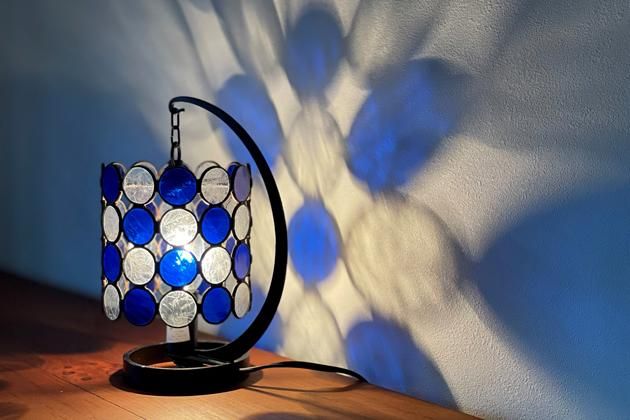 Nijiiro Lamp｜ニジイロランプ】 ステンドグラスの テーブル