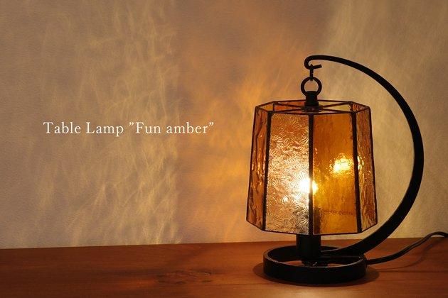 Nijiiro Lamp｜ニジイロランプ】 ステンドグラスの テーブル