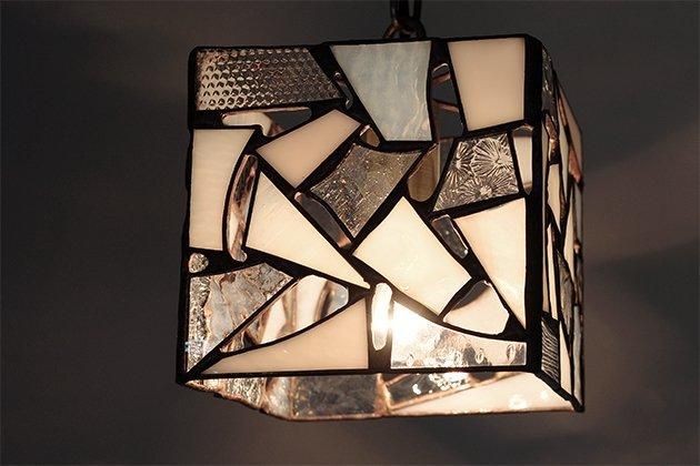 Nijiiro Lamp｜ニジイロランプ】 ステンドグラスのペンダント