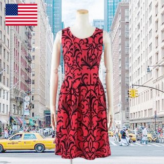 【LA直輸入】赤黒が個性的なフィットアンドフレアーワンピース。ニューヨークセレブのデイリースタイル。ストレッチワンピースの着心地の良さで長時間着ていてもストレスフリー。の商品画像