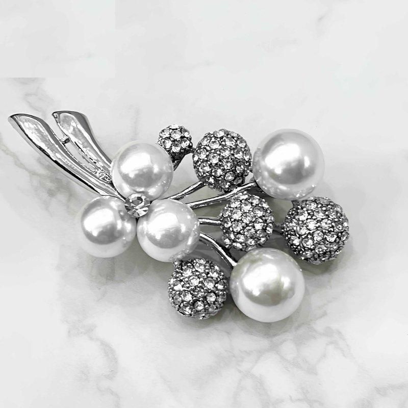 イタリア 750 YG アイビーリーフデザイン ブローチ イタリア直輸入