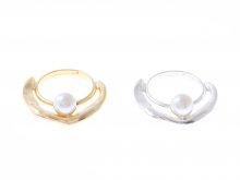 petit wave pearl ring