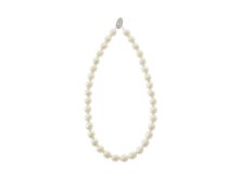 Almond pearl necklace