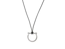 <24 SS> Shackle motif necklace