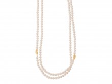 <img class='new_mark_img1' src='https://img.shop-pro.jp/img/new/icons1.gif' style='border:none;display:inline;margin:0px;padding:0px;width:auto;' /><24AW holiday> Drop motif pearl long necklace