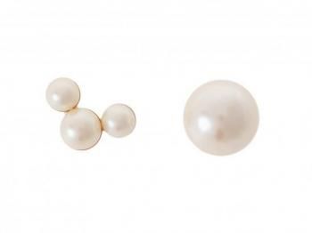 Asymmetry pearl earring