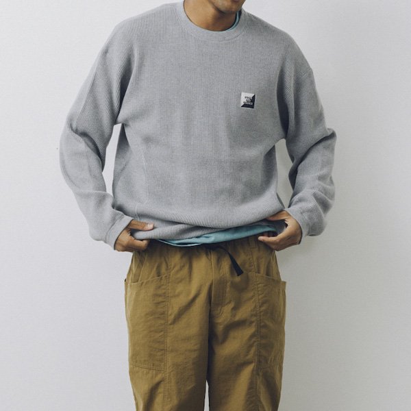 ROUGH AND RUGGED 【30％off】 BLOCK CREW NECK