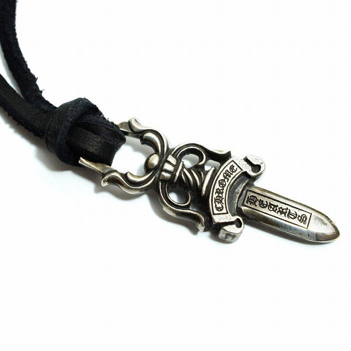 クロムハーツ ダガー ペンダント （皮ひも付） / CHROME HEARTS dagger silver pendant