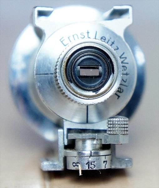 35mm~135mmまでの画角に対応！Leitz可変式ファインダー VIDOM 整備済み