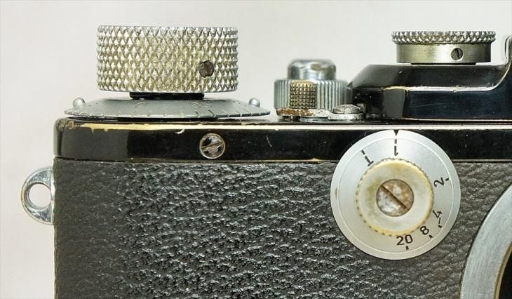 クロームのレンズにもお似合い♪ バルナックライカDIII（D3