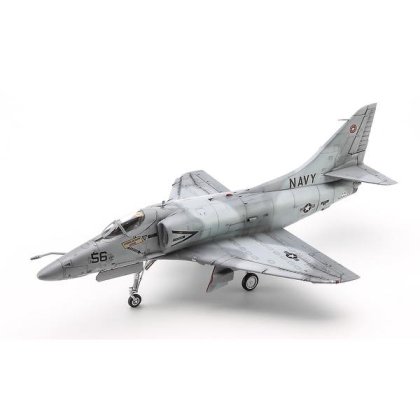 ハセガワ 1/48 A-4E スカイホーク “トップガン” | 仮想敵機の迷彩塗装