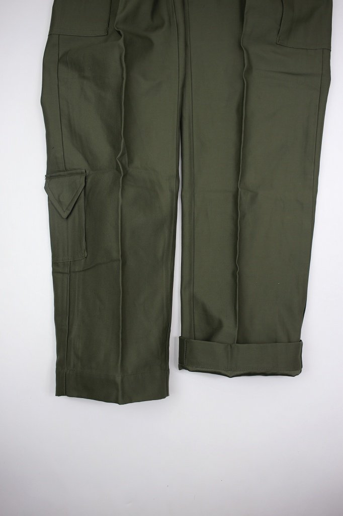 Dutch Military オランダ軍のCargo Trousers ミリタリーカーゴパンツです