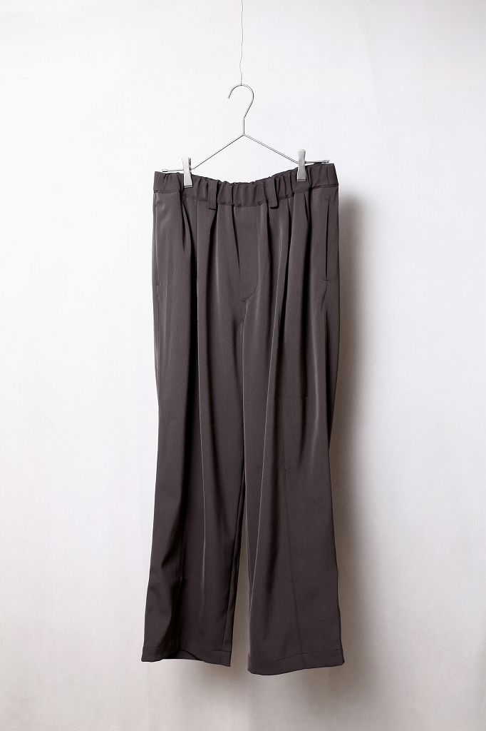 LAMOND センターシームパンツ