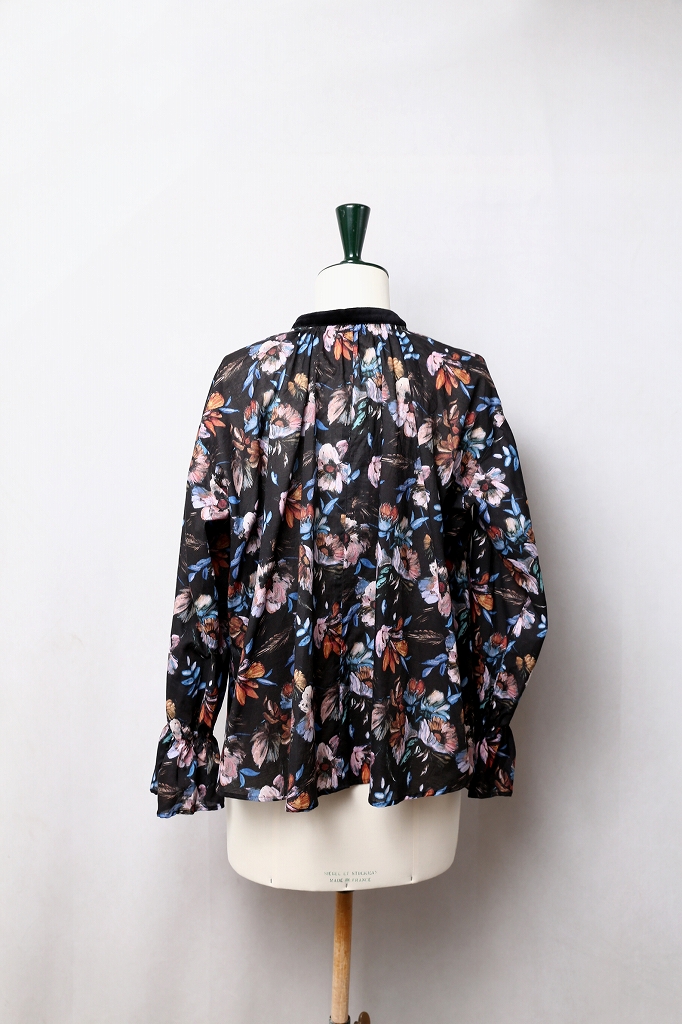 SUSURI（ススリ）メロフォンブラウス（Black）｜通販 - ソコノワ