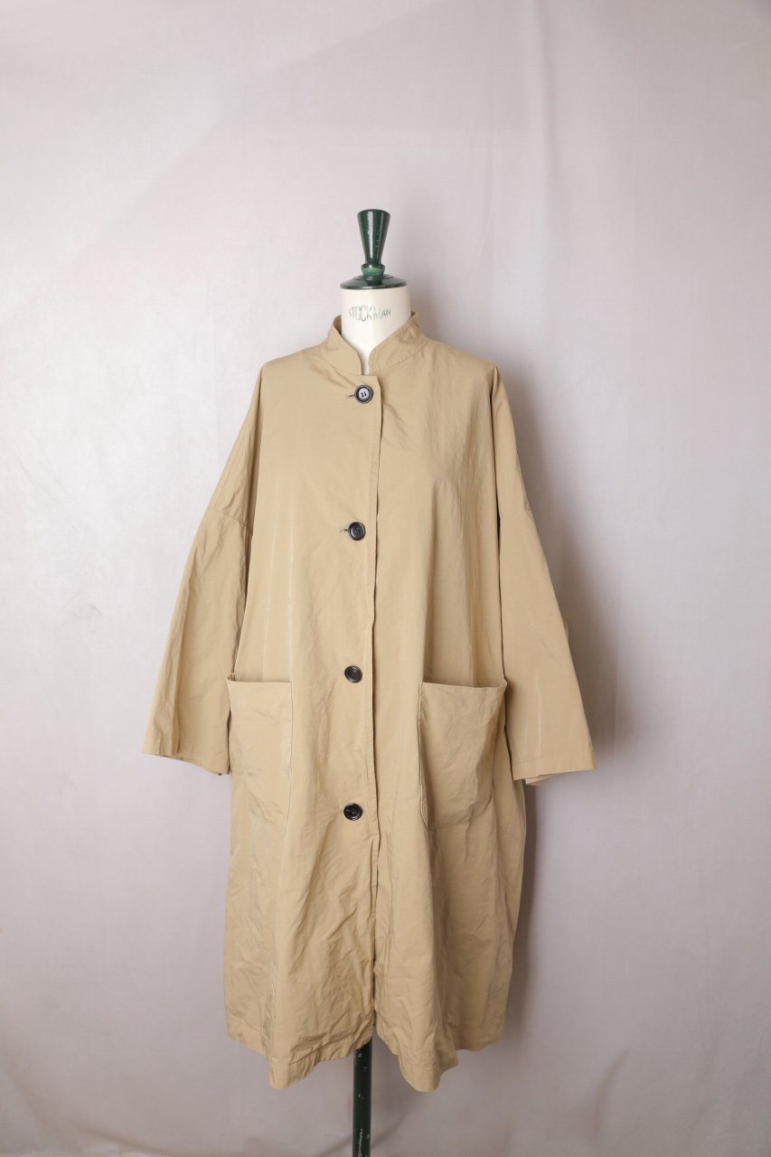 R&D.M.Co-（オールドマンズテーラー）｜GARMENT DYE OVERSIZE COAT（Beige）｜通販 - ソコノワ