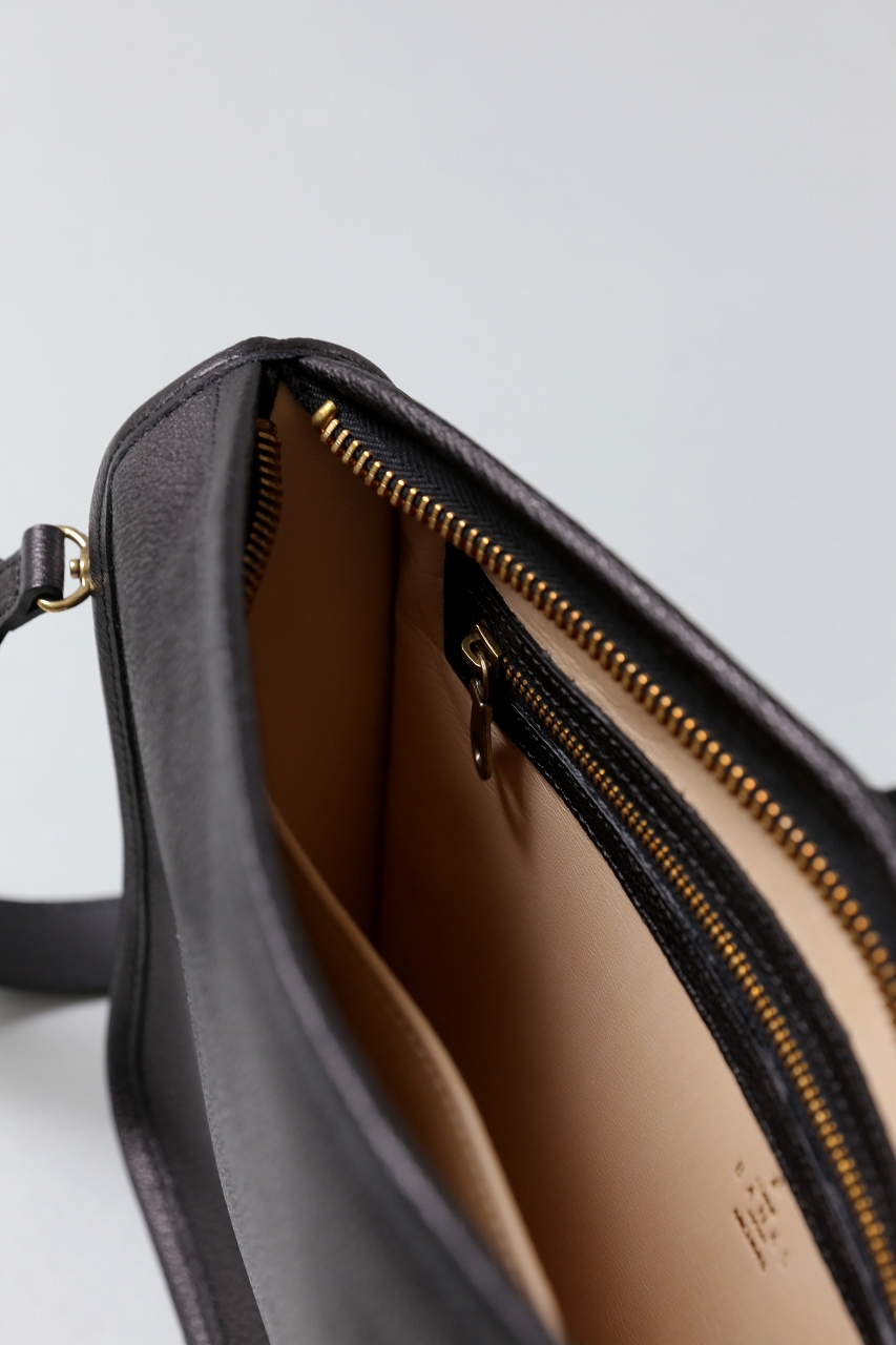 forme（フォルメ）｜Banks / Large（Black）Minerva｜通販