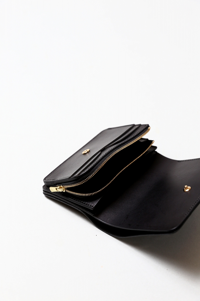 forme（フォルメ）Short Wallet（ALL Black）Serpentine｜通販 - ソコノワ