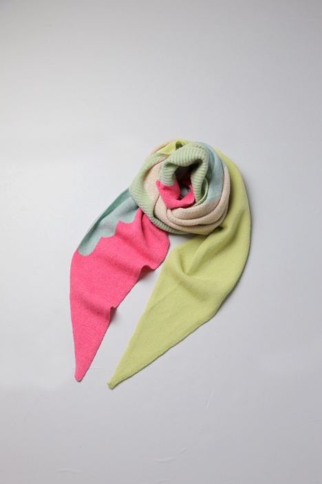 hikaru noguchi ロングマフラー mede in scotland hikaru noguchi ロングマフラー mede in scotland hikaru noguchi