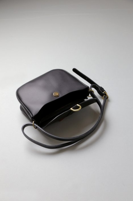MIMI BERRY（ミミ・ベリー）DAPHNE｜SMALL SHOULDER BAG（Black