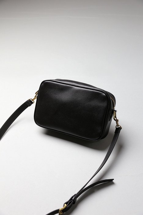 forme Marcel（Black）ショルダーバッグ 黒 forme Marcel（Black）ショルダーバッグ 黒 - メルカリ