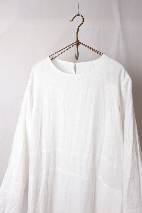 美品✨Vlas Blomme ヴラスブラム リネンシャツワンピース Vlas Blomme - 日本製 Vlas Blommeヴラスブラムリネン スタンド