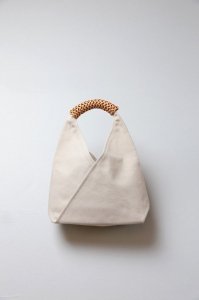 Kamaro'anWoven Triangle Bag 36Ivory