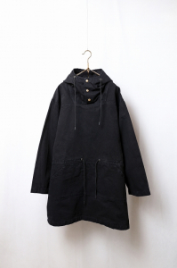 <img class='new_mark_img1' src='https://img.shop-pro.jp/img/new/icons8.gif' style='border:none;display:inline;margin:0px;padding:0px;width:auto;' />semohReproduction Anorak JacketBlack