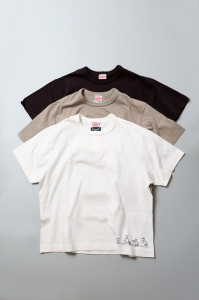 <img class='new_mark_img1' src='https://img.shop-pro.jp/img/new/icons8.gif' style='border:none;display:inline;margin:0px;padding:0px;width:auto;' />HandwerkerHW T-shirt / with print3colorunisex